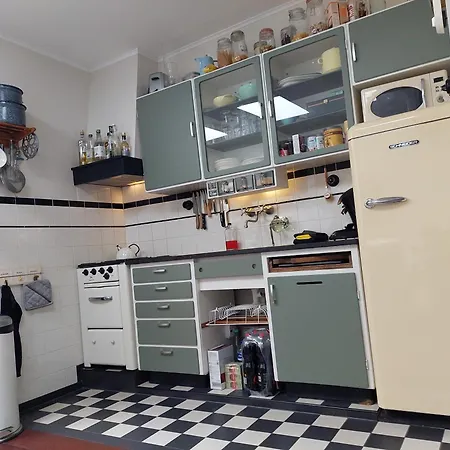 Onthaast & Geniet Apartment *